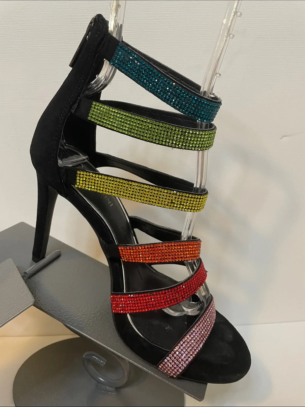 Gianni Bini Black Strappy High Heel Sandal with Multicolor Crystal Straps - Sz 7